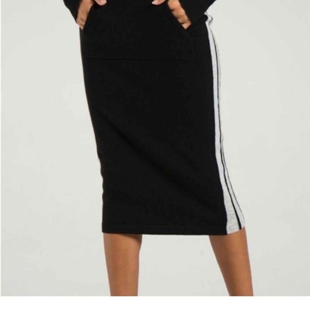 n:Philanthropy Tokyo Navy Blue Stripe Midi Skirt size Small - Picture 11 of 11